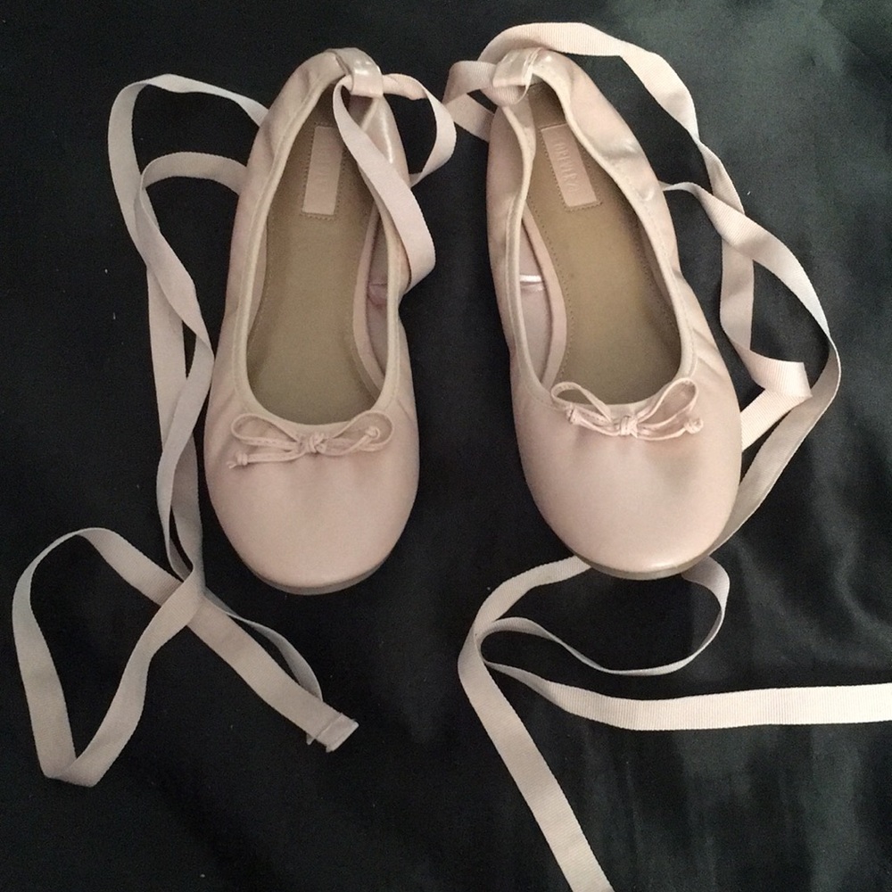 Forever 21 PALE Pink Ballet Flats